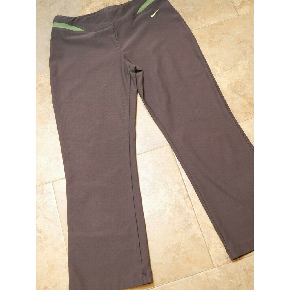 NIKE Dri-Fit Wide leg Capri Yoga Leggings - Sz. XS